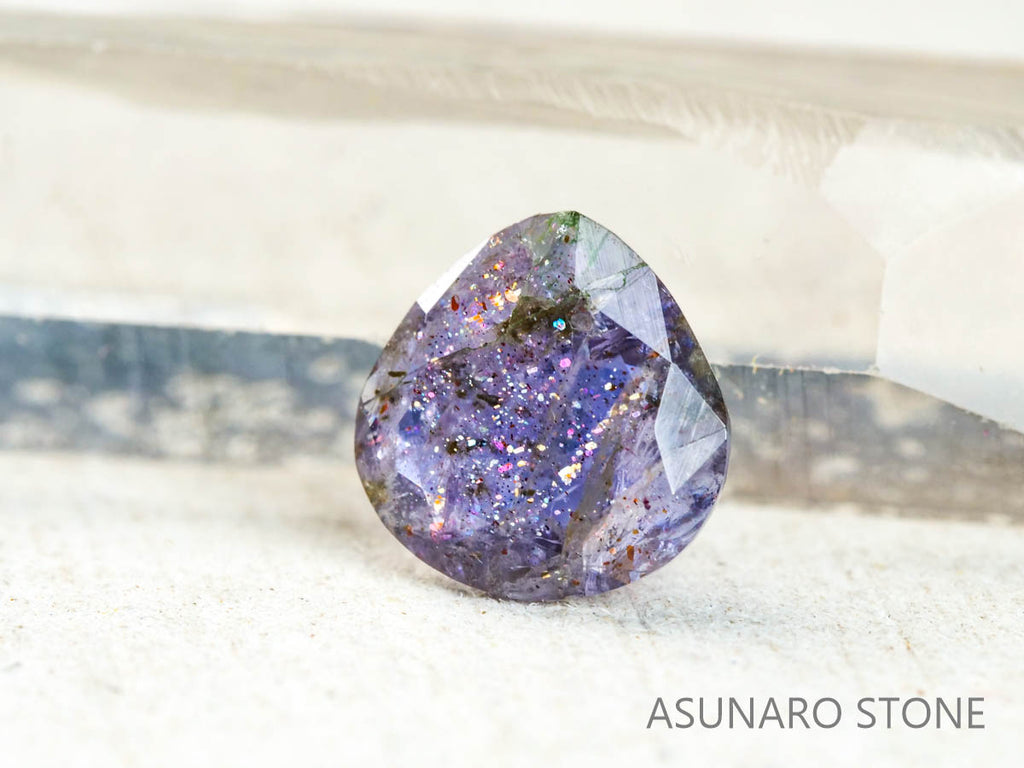 ブラッドショットアイオライト マロンカット インド産0.94ct【211224-212】