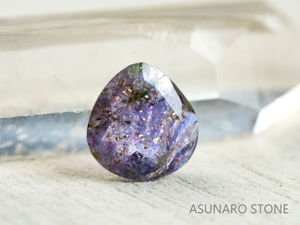 ブラッドショットアイオライト マロンカット インド産0.94ct【211224-212】