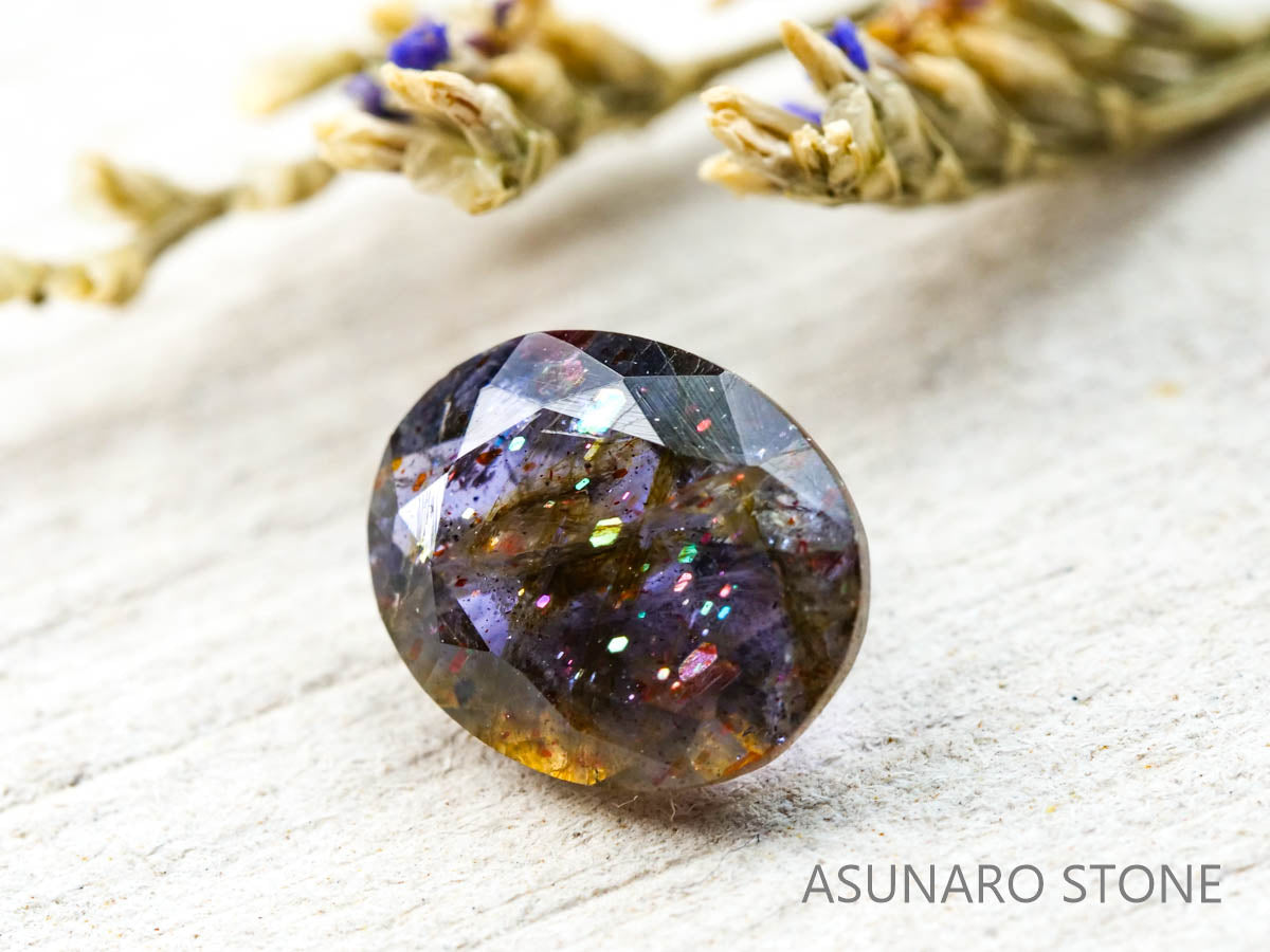 ブラッドショットアイオライト オーバルカット インド産　1.04ct【211224-213】