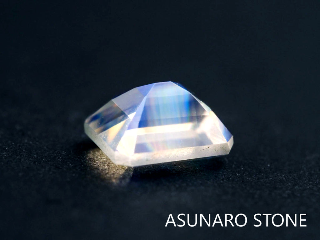 アンデシンラブラドライト  エメラルドカット　インド産　　0.44ct【220111-225】