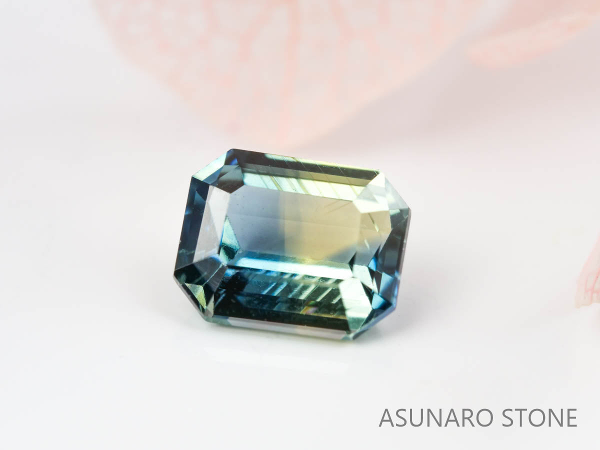 バイカラーサファイア エメラルドカット スリランカ産 0.51ct【220202 