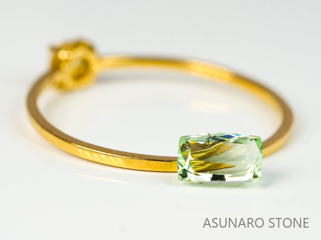 ミントガーネット タンザニア産  スクエアカット 0.53ct【220131-350】