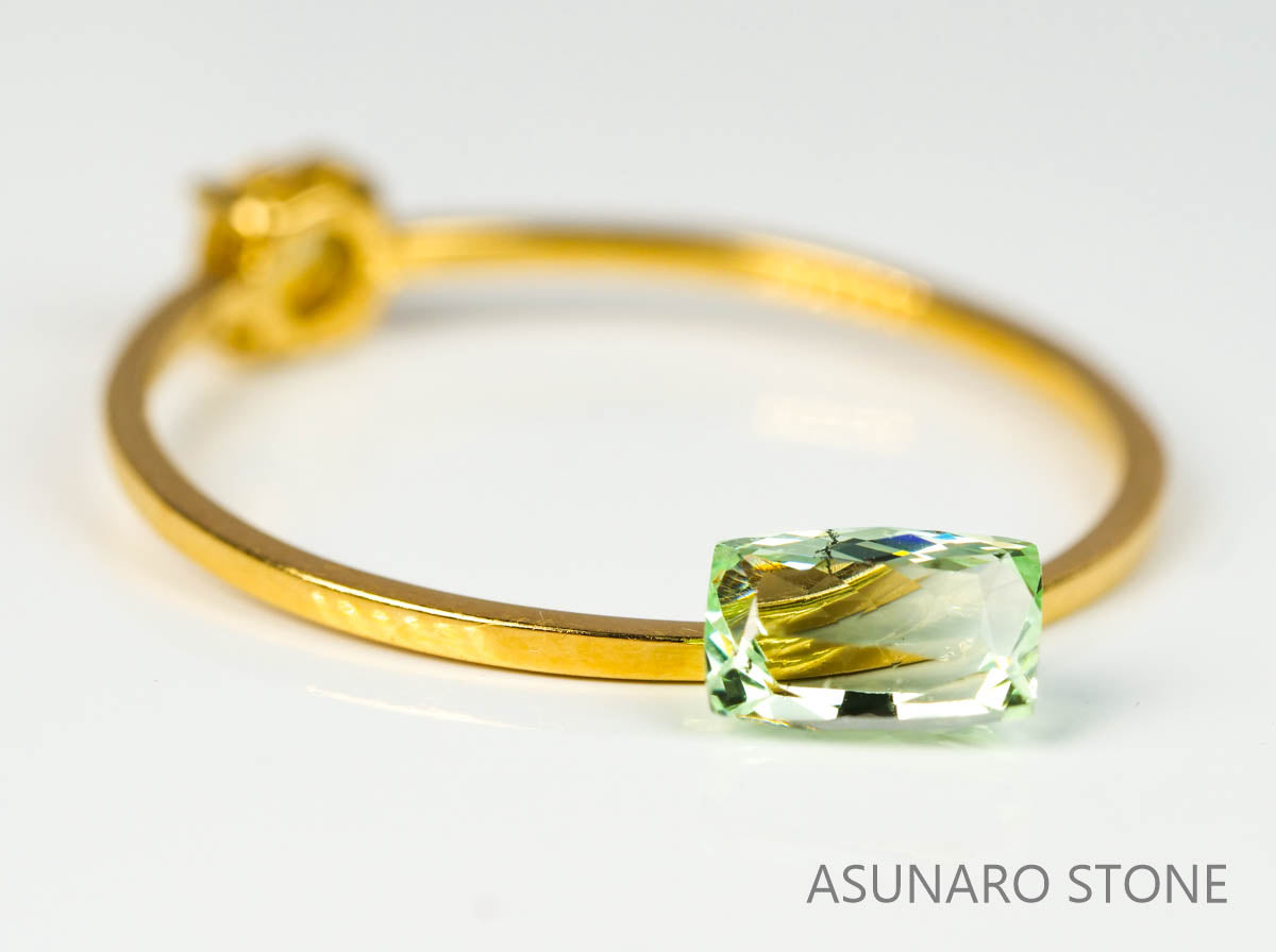 ミントガーネット タンザニア産  スクエアカット 0.53ct【220131-350】