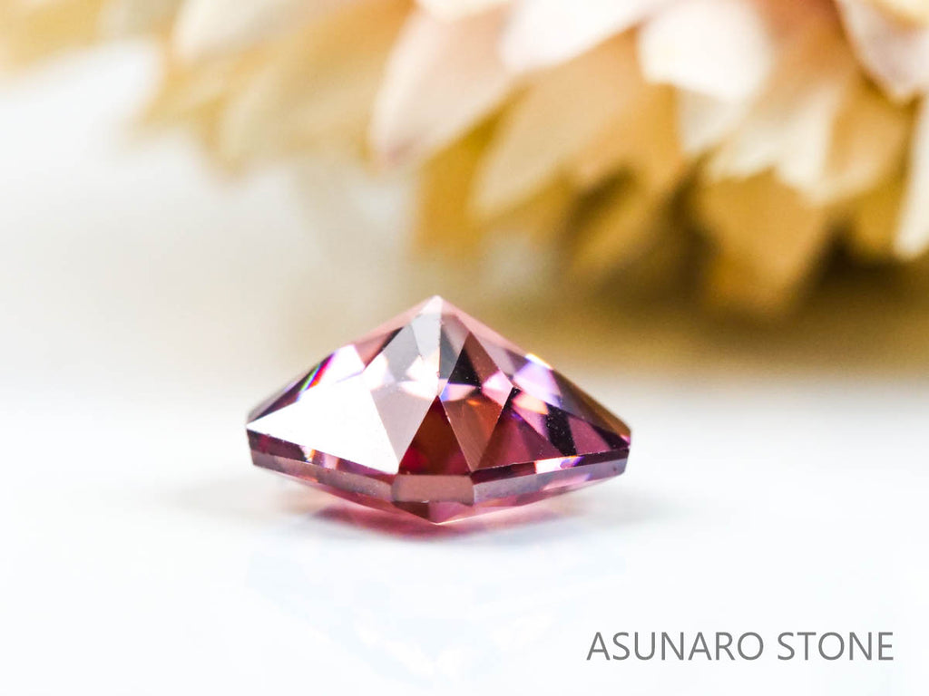ピンクジルコン　クッションカット 　1.20ct　カンボジア産【220210-357】