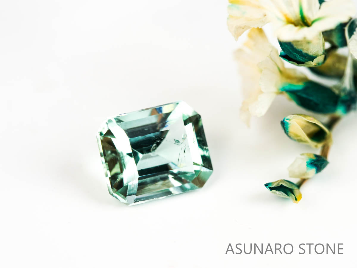 シーフォームトルマリン エメラルドカット アフガニスタン産 0.55ct 【220210-627】