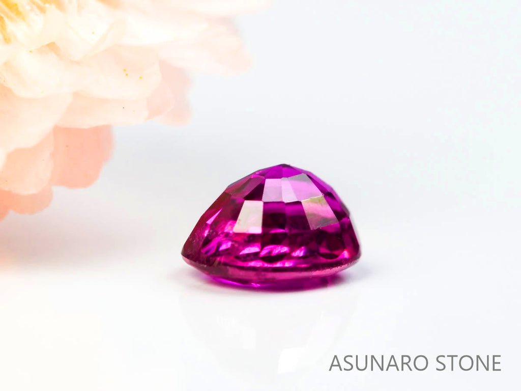 ルビー　オーバルカット ビルマ産 0.30ct   【220218-303】