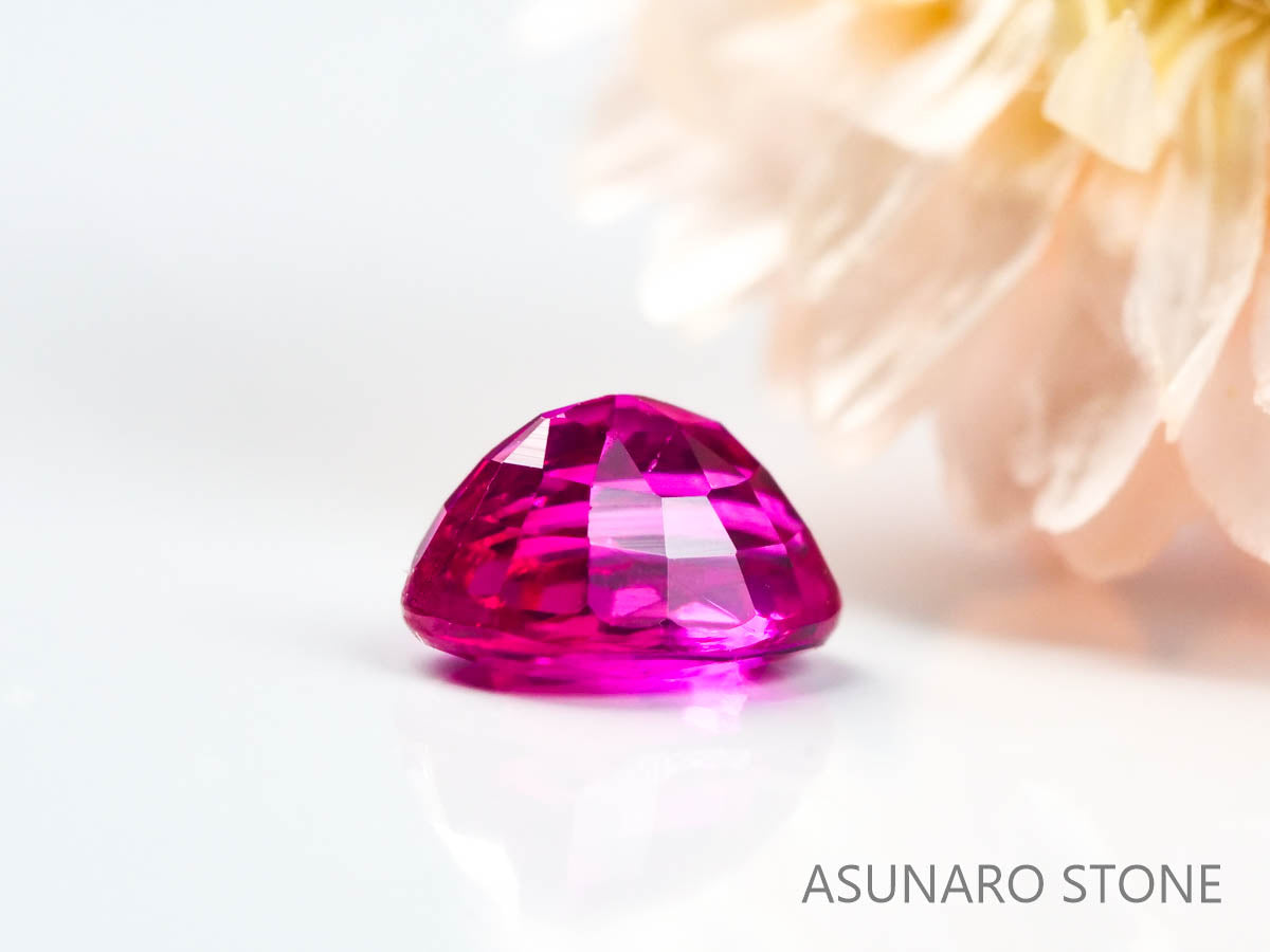 ルビー　オーバルカット ビルマ産 0.22ct   【220218-304】