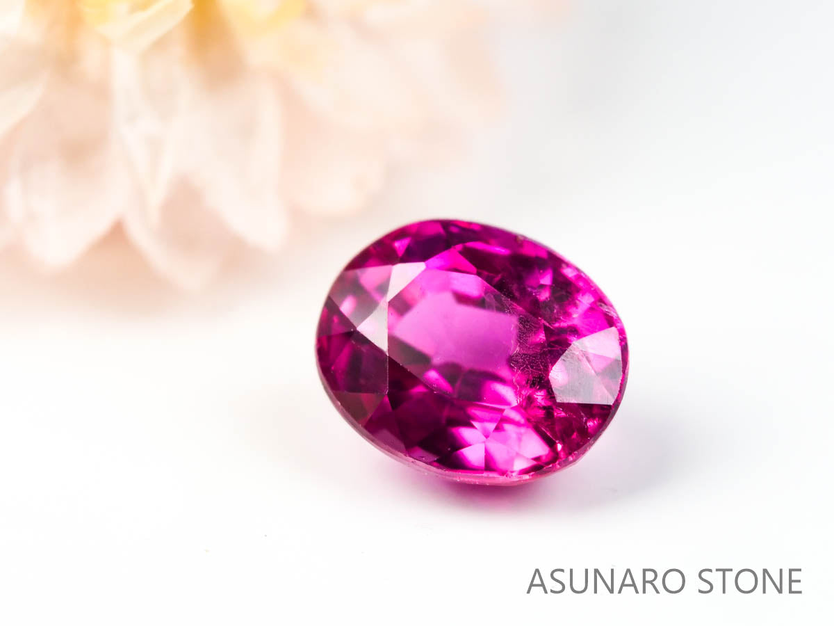 ルビー　オーバルカット　ビルマ産 0.34ct   【220218-305】