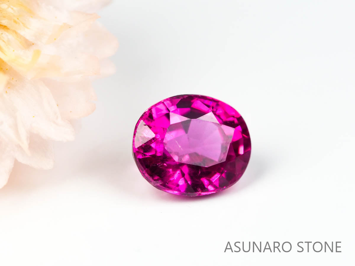 ルビー　オーバルカット　ビルマ産 0.34ct   【220218-305】