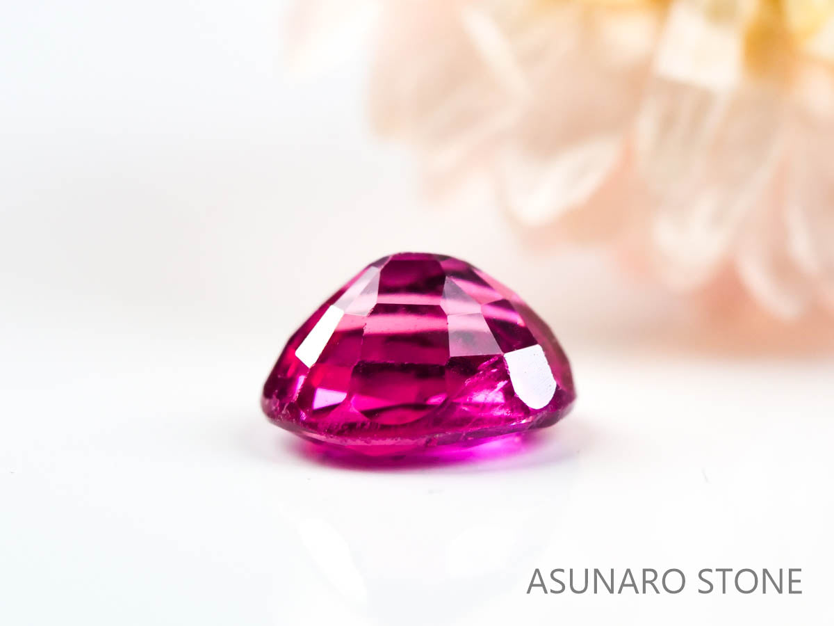 ルビー　オーバルカット　ビルマ産 0.34ct   【220218-305】