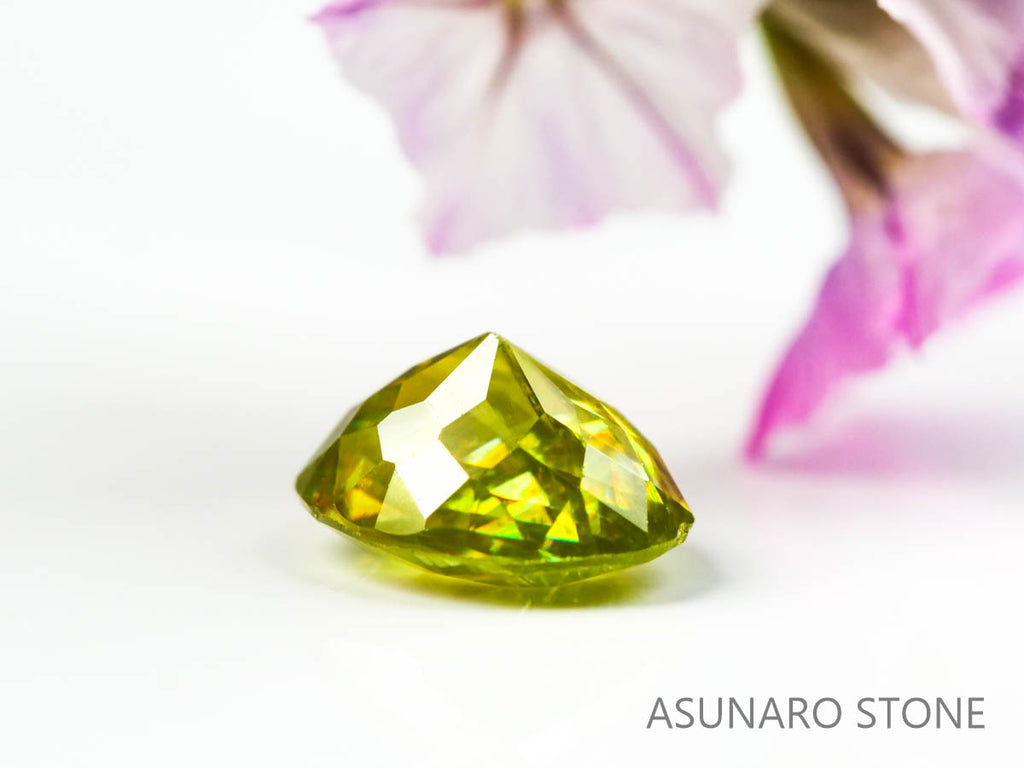 スフェーン オーバルカット マダガスカル産 0.48ct　【220317-338】