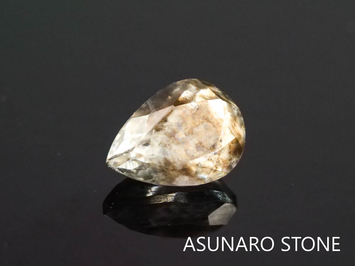 アクアマリンサンストーン  ペアシェイプカット　ブラジル産　　0.90ct【2200509-650】