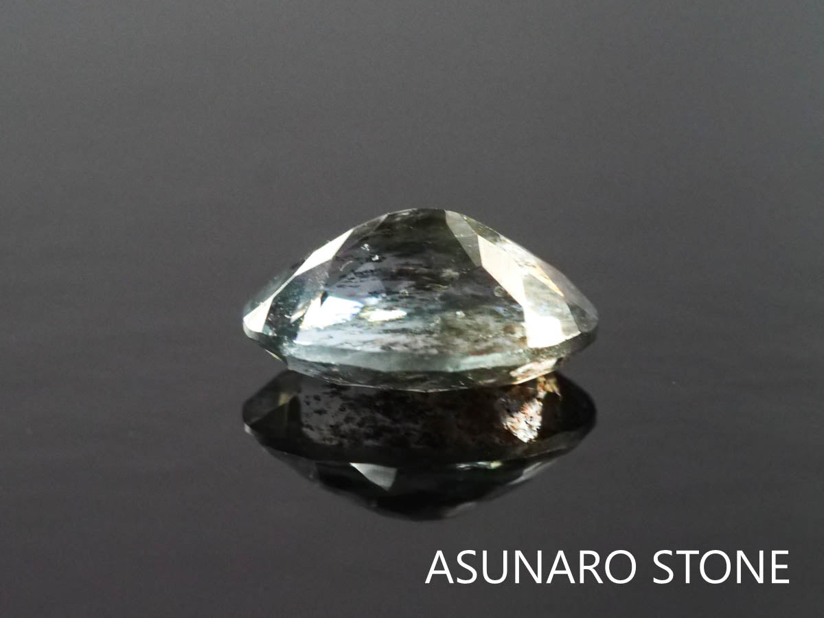 アクアマリンサンストーン  オーバルカット　ブラジル産　　0.90ct【2200509-651】