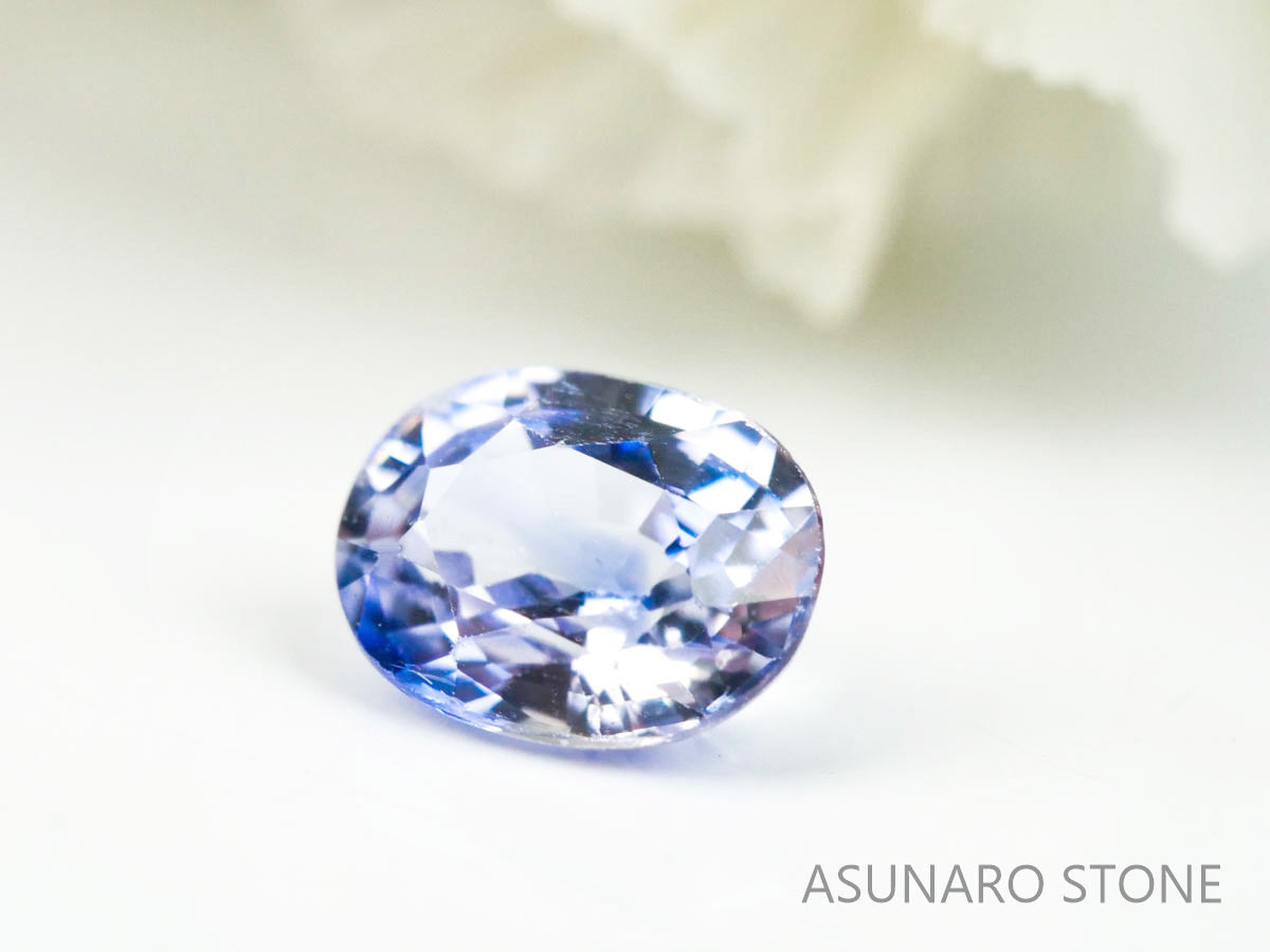 バイカラーサファイア 　オーバルカット　 スリランカ産　0.24ct【220516-660】