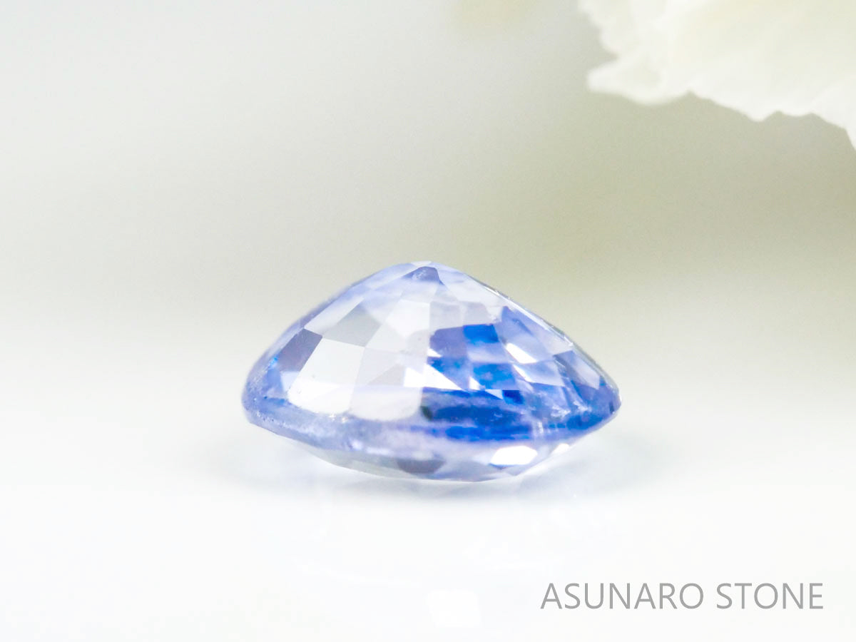 バイカラーサファイア 　オーバルカット　 スリランカ産　0.24ct【220516-660】