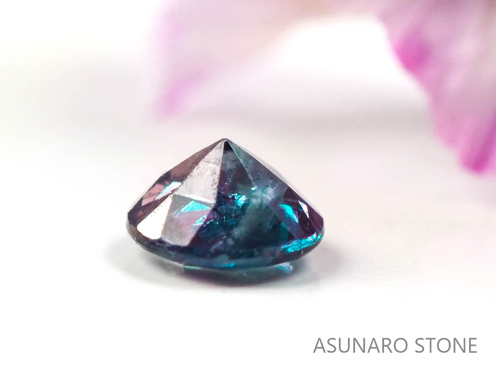 アレキサンドライト　ラウンドカット　 ブラジル産　0.08ct【220518-675】