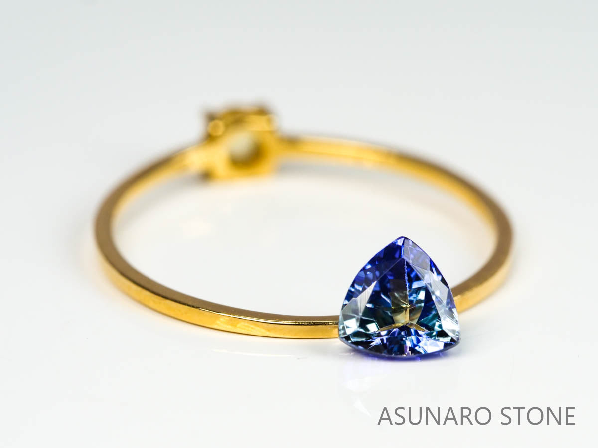 バイカラータンザナイト（ゾイサイト）  トリリアントカット　タンザニア産　　0.52ct【2200506-676】