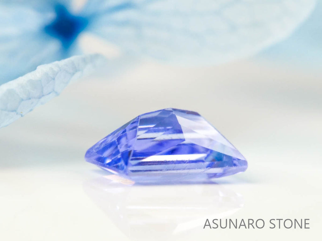 ゾイサイト  スクエアカット　タンザニア産　　0.55ct【2200506-680】