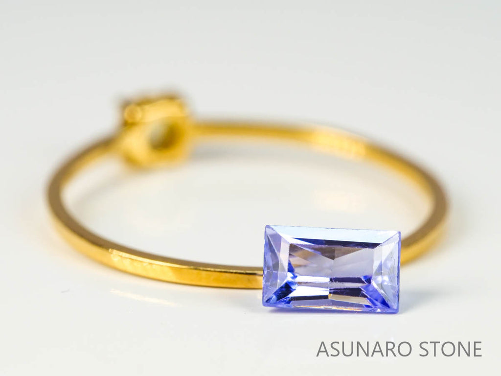 ゾイサイト  スクエアカット　タンザニア産　　0.55ct【2200506-680】