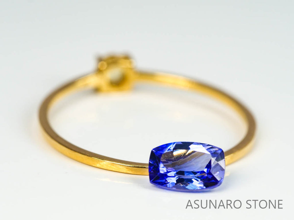 タンザナイト  クッションカット　タンザニア産　　0.58ct【2200506-681】