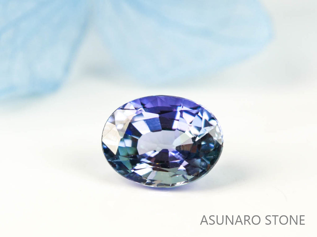 バイカラータンザナイト（ゾイサイト）  オーバルカット　タンザニア産　　0.80ct【2200506-682】