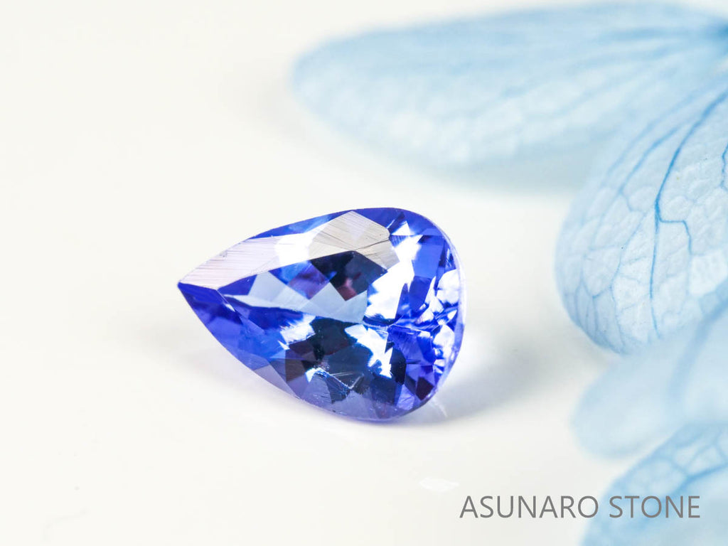 タンザナイト  ペアシェイプカット　タンザニア産　　0.71ct【2200506-685】