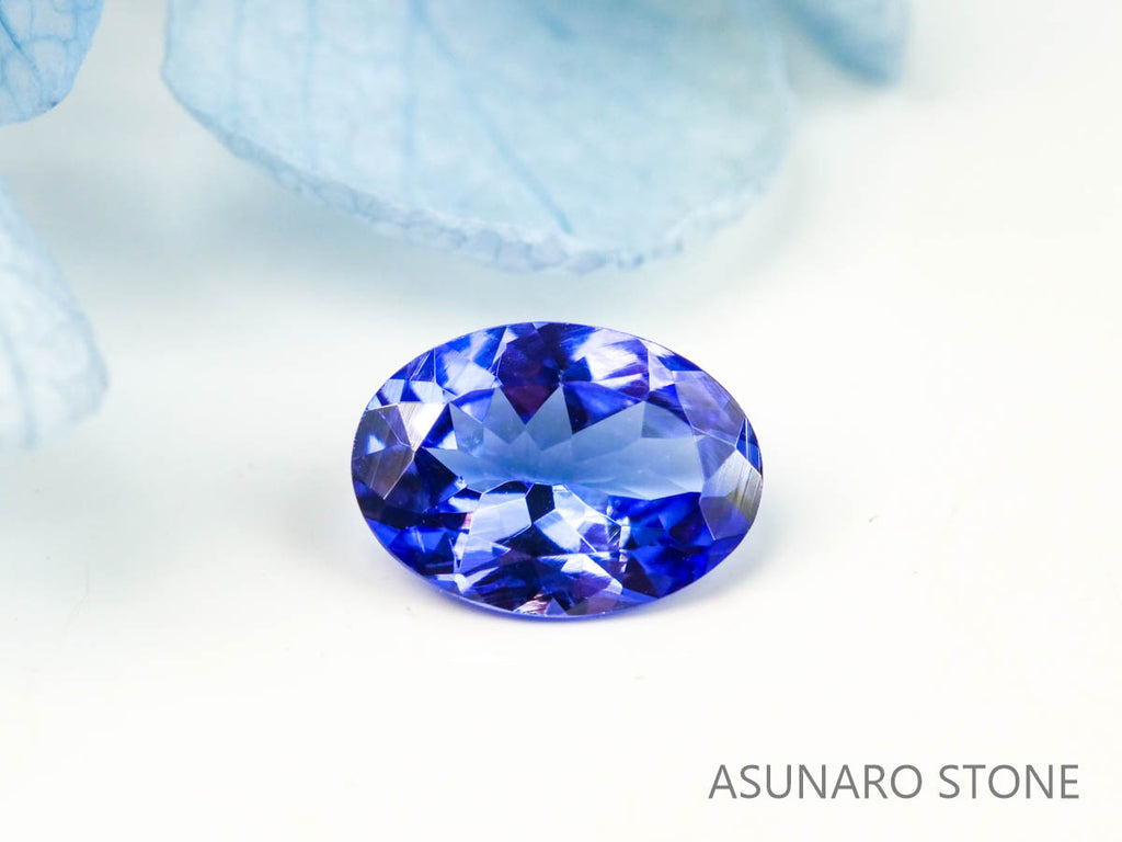 タンザナイト  オーバルカット　タンザニア産　　0.63ct【2200506-691】