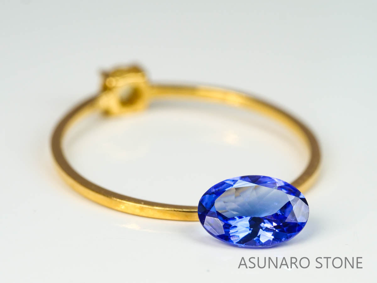 タンザナイト  オーバルカット　タンザニア産　　0.63ct【2200506-691】