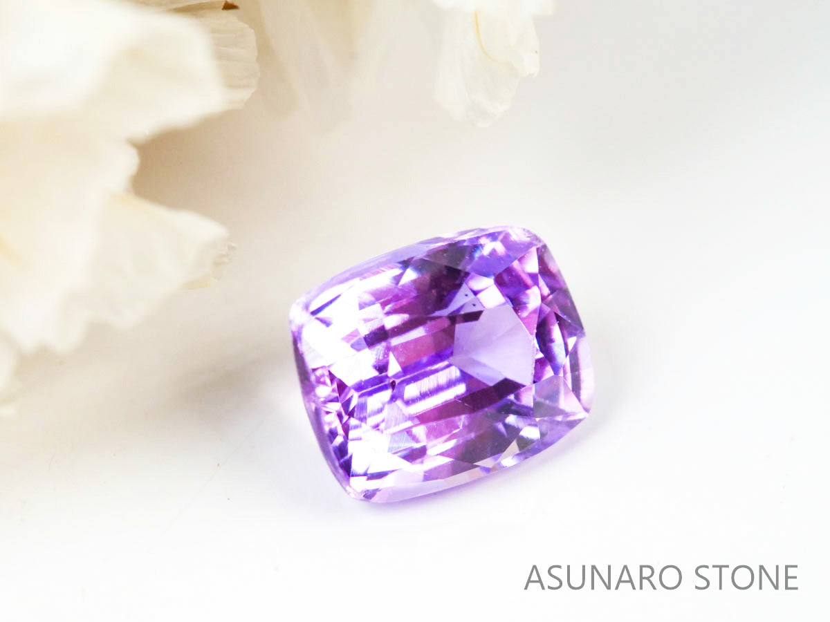 パープルサファイア  クッションカット　 スリランカ産　0.71ct【220523-697】
