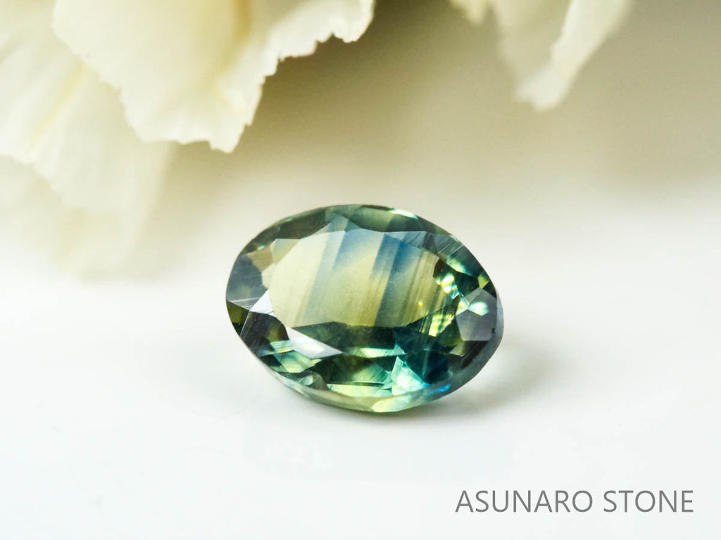 バイカラーサファイア 　オーバルカット　 スリランカ産　0.34ct【220523-704】