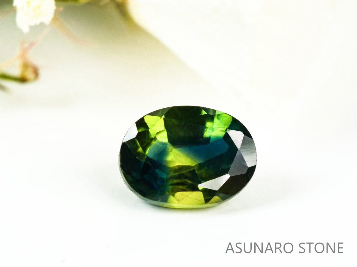 バイカラーサファイア 　オーバルカット　 スリランカ産　0.44ct【220523-708】