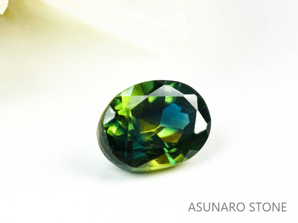 バイカラーサファイア 　オーバルカット　 スリランカ産　0.44ct【220523-708】