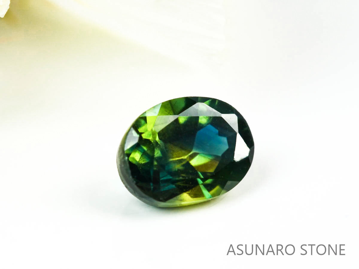 バイカラーサファイア 　オーバルカット　 スリランカ産　0.44ct【220523-708】