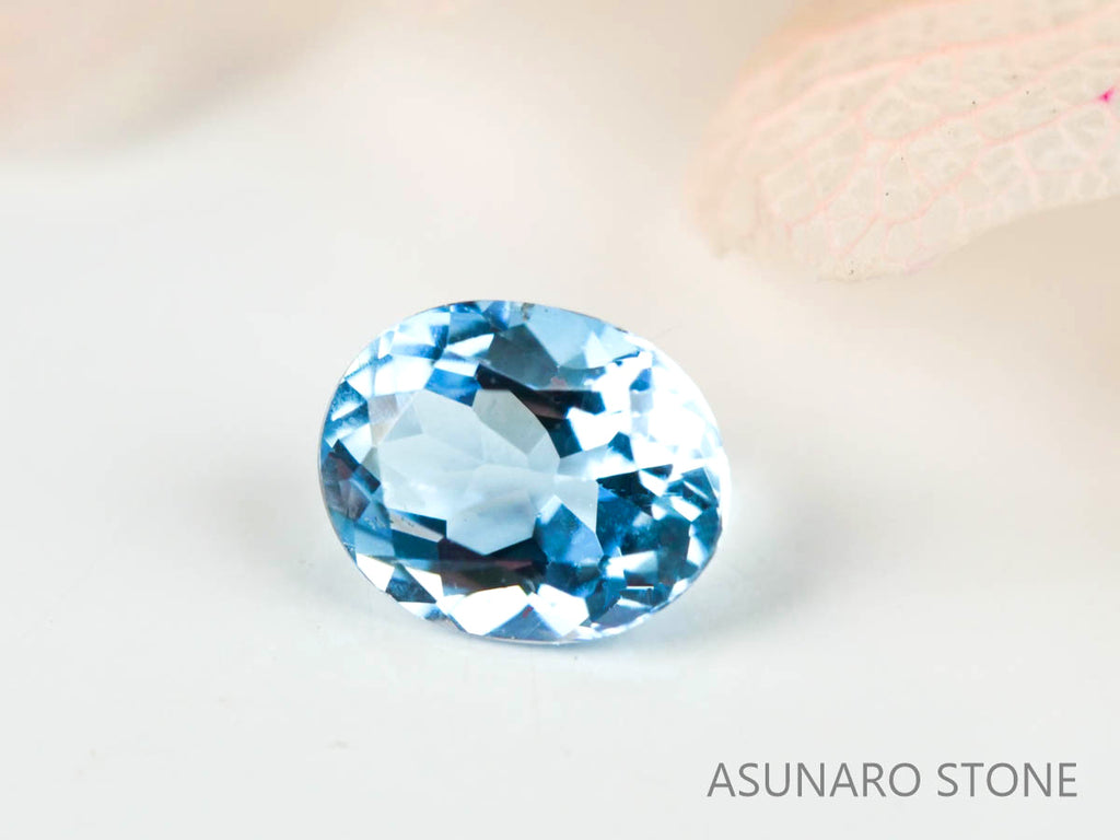 サンタマリアアクアマリン オーバルカット ブラジル産　0.26ct【220608-710】