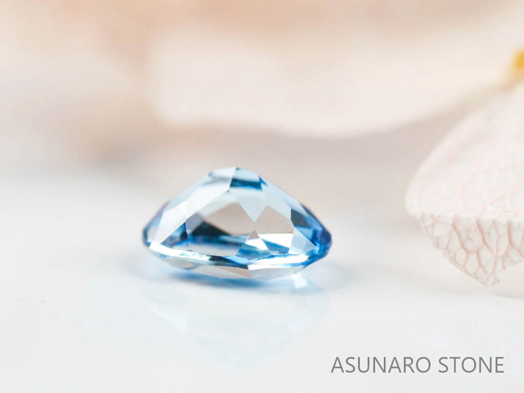 サンタマリアアクアマリン オーバルカット ブラジル産　0.23ct【220608-712】