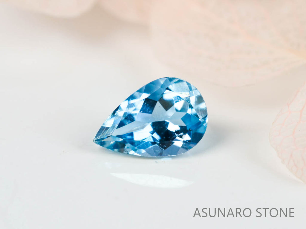 サンタマリアアクアマリン ペアシェイプカット ブラジル産　0.35ct【220608-713】