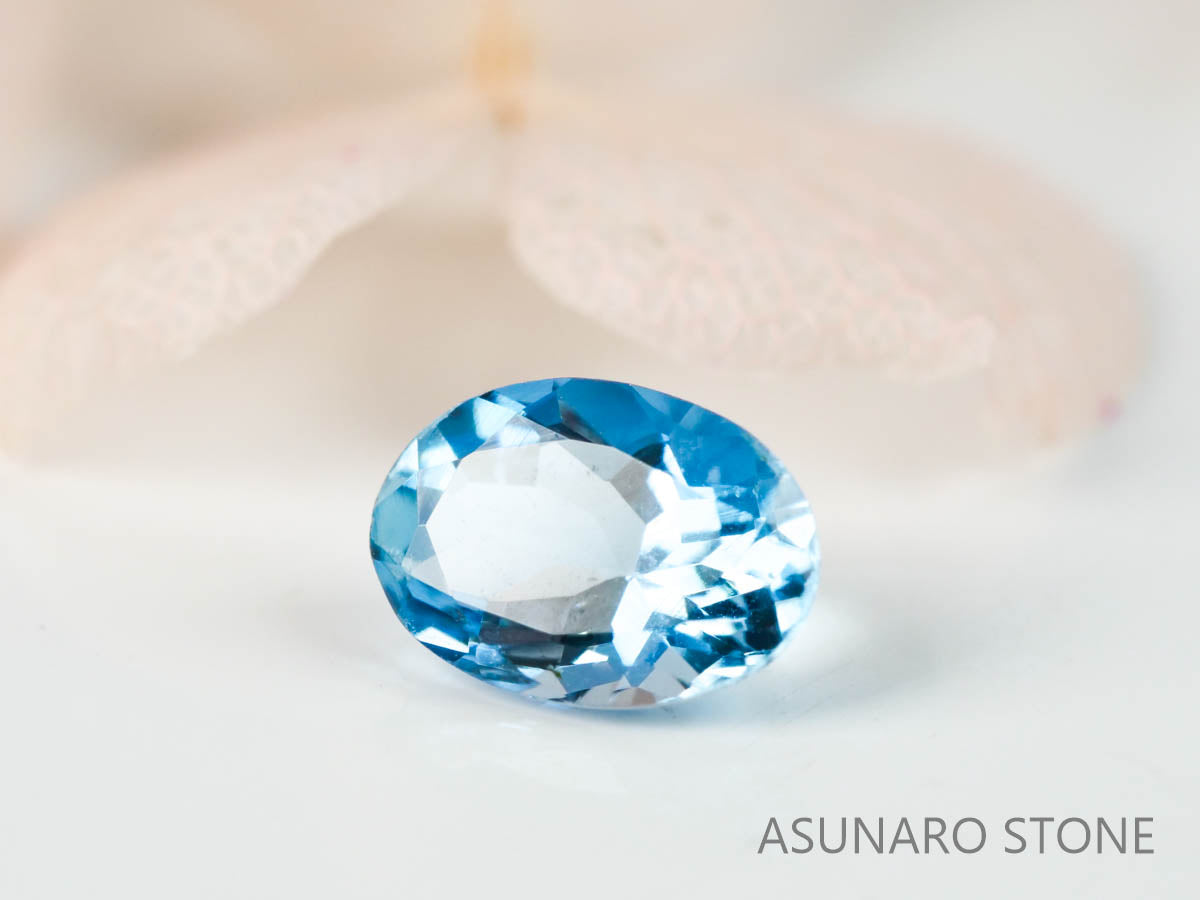 サンタマリアアクアマリン オーバルカット ブラジル産　0.41ct【220608-714】