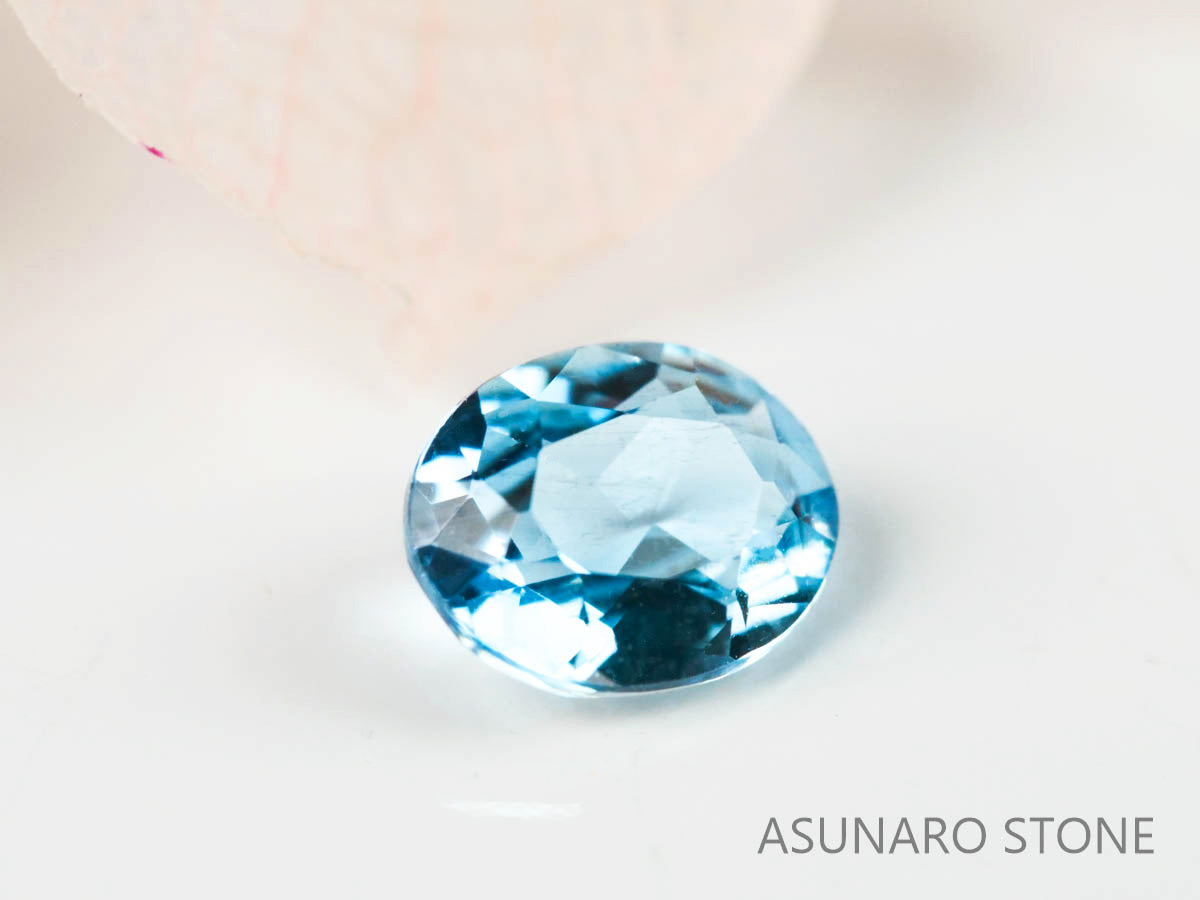 サンタマリアアクアマリン オーバルカット ブラジル産　0.21ct【220608-715】