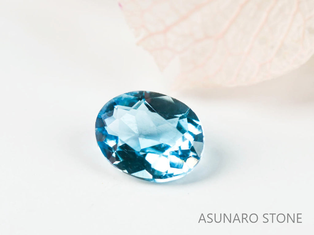 サンタマリアアクアマリン オーバルカット ブラジル産　0.21ct【220608-715】