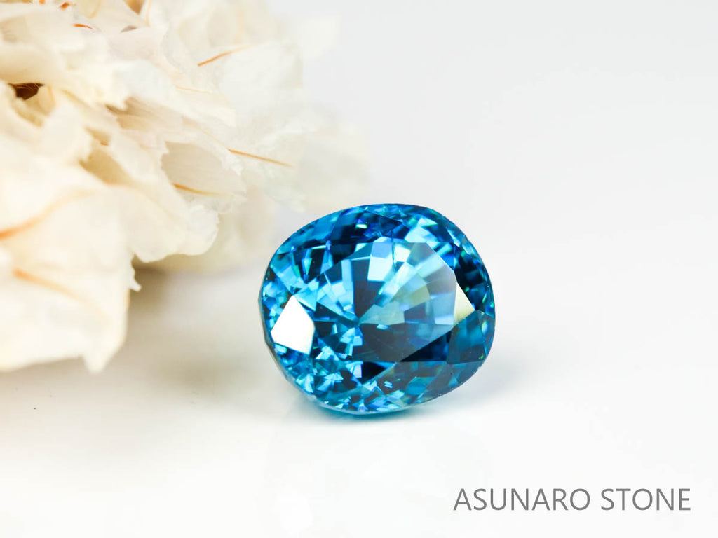 ブルージルコン　ラタナキリブルー　クッションカット　3.30ct　カンボジア産　【220615-718】