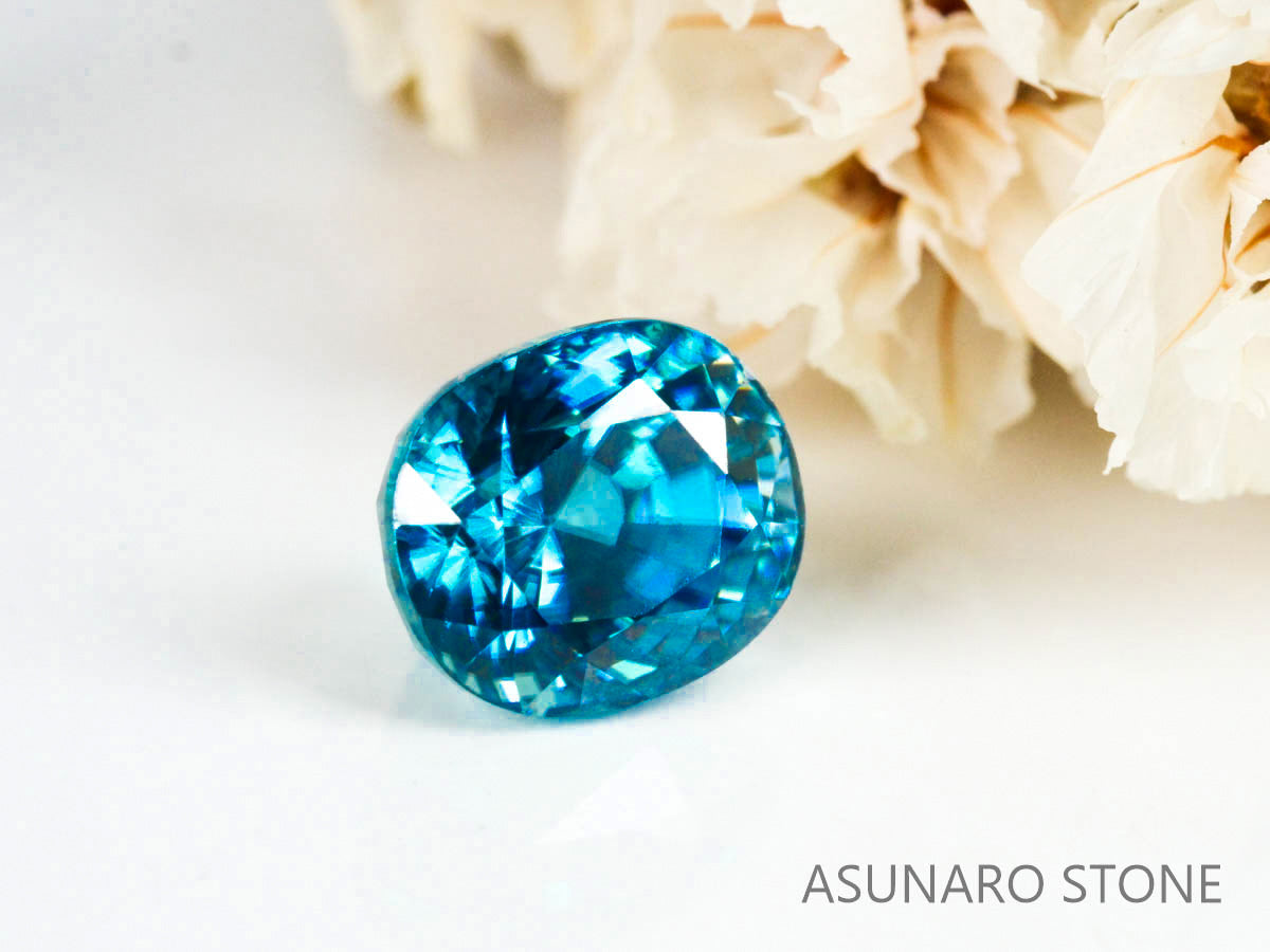 ブルージルコン　ラタナキリブルー　クッションカット　3.12ct　カンボジア産　【220615-720】