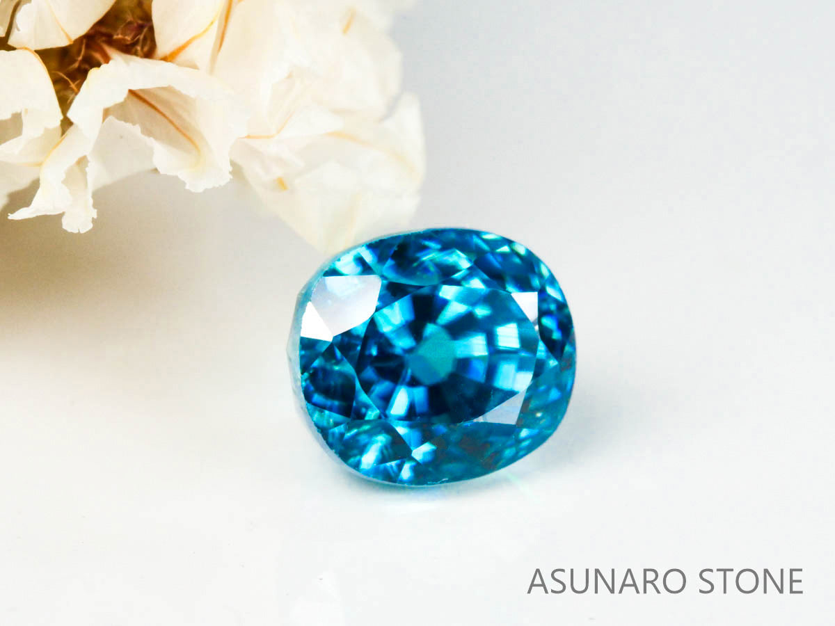 ブルージルコン　ラタナキリブルー　クッションカット　3.05ct　カンボジア産　【220615-721】