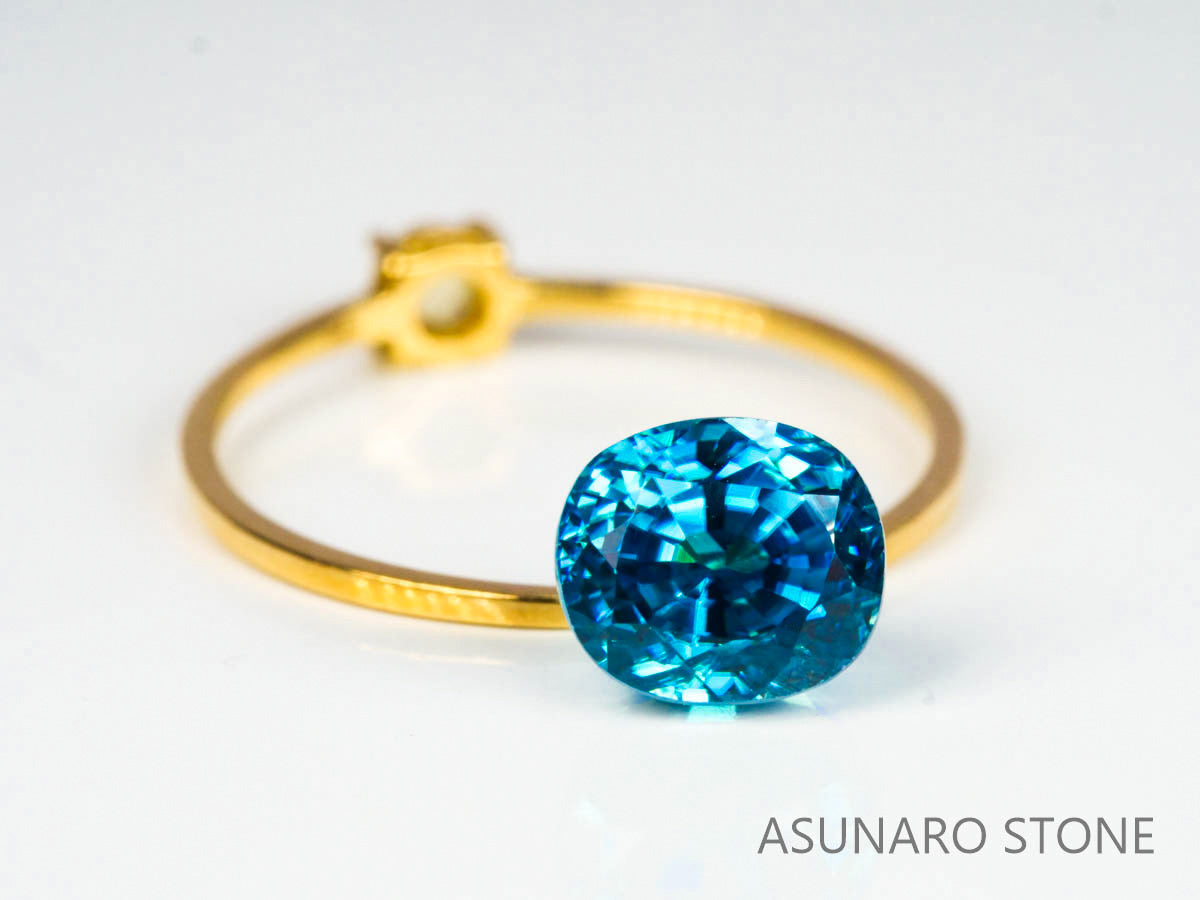 ブルージルコン　ラタナキリブルー　クッションカット　3.05ct　カンボジア産　【220615-721】