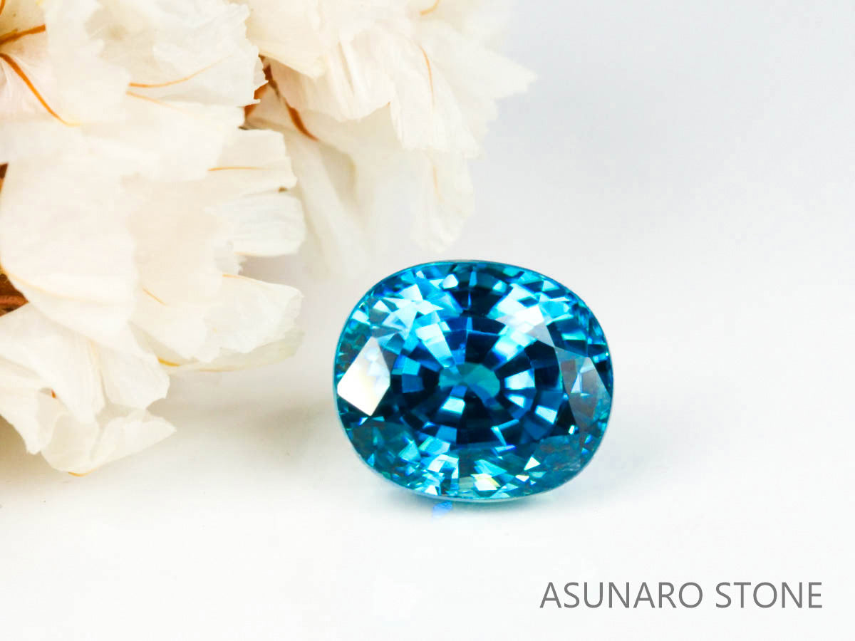 ブルージルコン　ラタナキリブルー　クッションカット　3.00ct　カンボジア産　【220615-722】