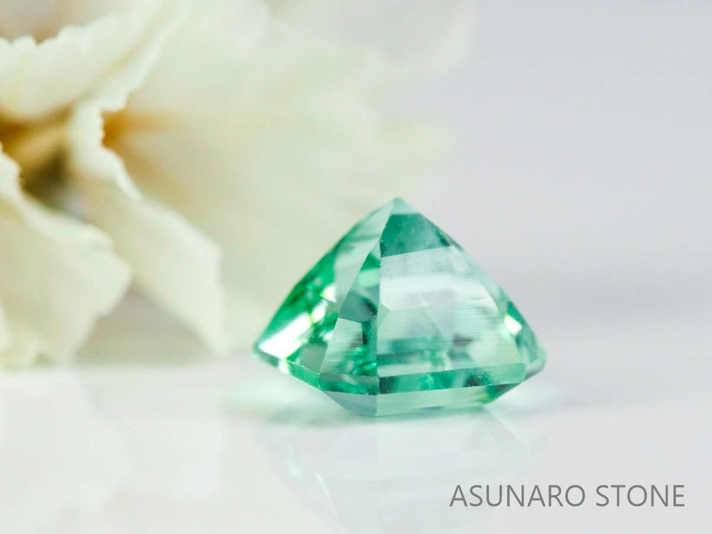 シーフォームトルマリン 　アッシャーカット 　アフガニスタン産  0.74ct　【220617-729】