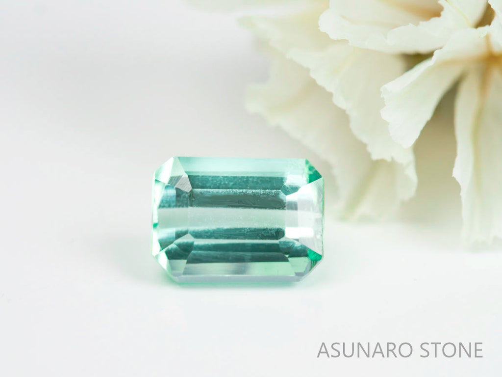 シーフォームトルマリン 　エメラルドカット 　アフガニスタン産  0.62ct　【220617-730】