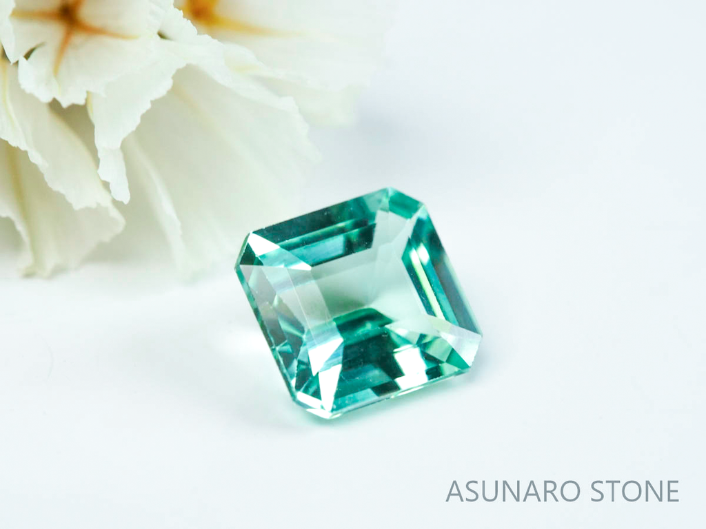 シーフォームトルマリン 　エメラルドカット 　アフガニスタン産  0.87ct　【220617-733】