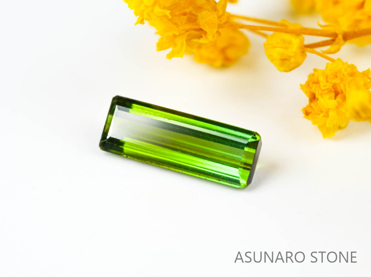 グリーントルマリン 　スクエアカット 　アフガニスタン産  1.73ct　【220627-739】