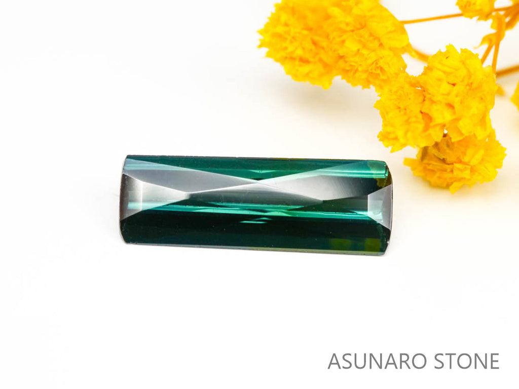 ブルーグリーントルマリン 　クッションカット 　アフガニスタン産  3.67ct　【220627-740】