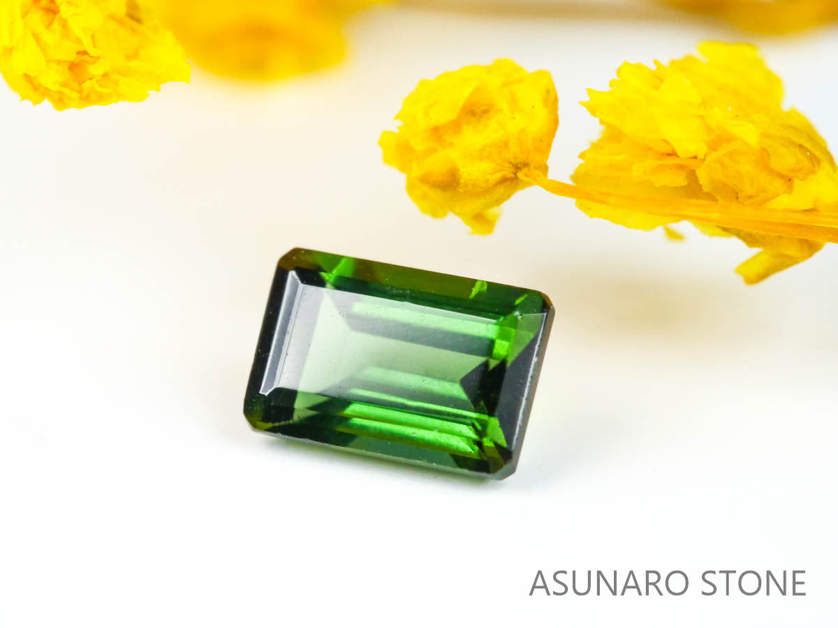 グリーントルマリン 　エメラルドカット 　アフガニスタン産  0.71ct　【220627-742】